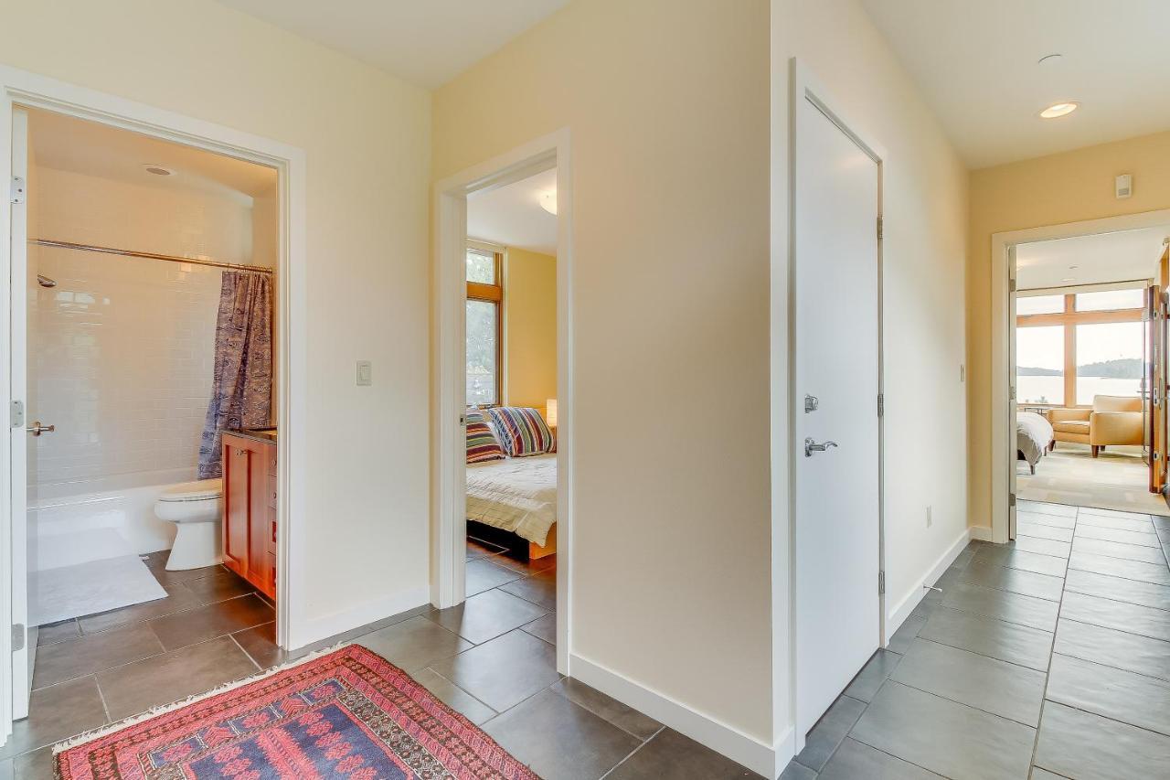 Fidalgo Island Waterfront Stunner Villa Anacortes Exteriör bild