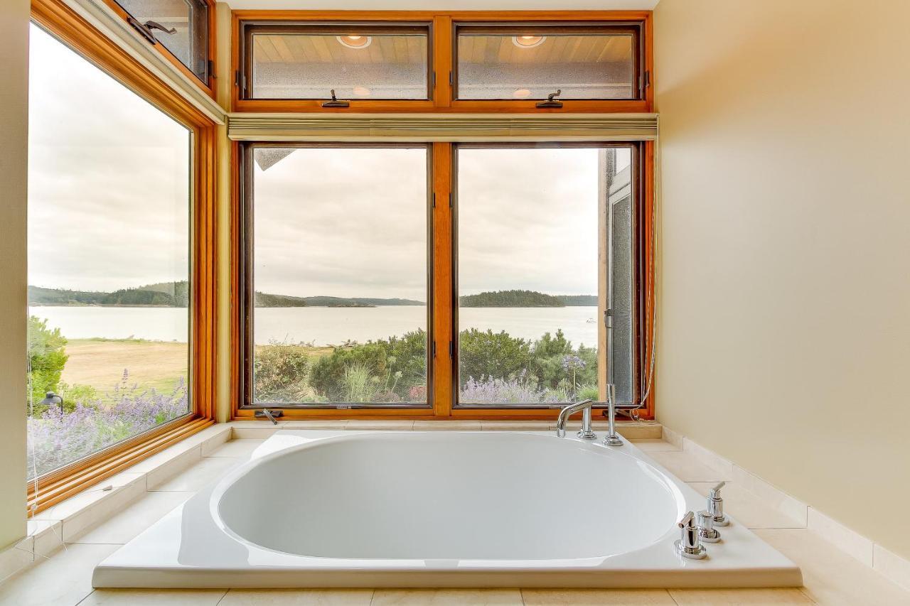 Fidalgo Island Waterfront Stunner Villa Anacortes Exteriör bild